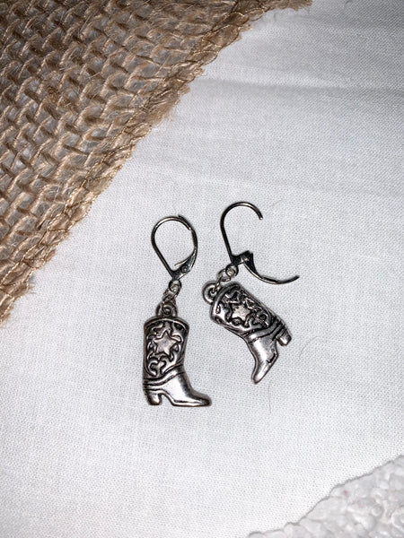 Rodeo Vibes Cowgirl Earrings